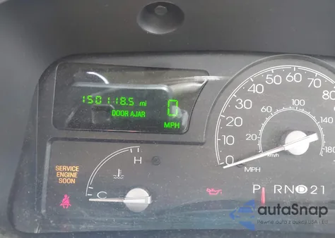 2005 Lincoln Town Car Signature из США, поврежденный, VIN 1LNHM81W55Y635003